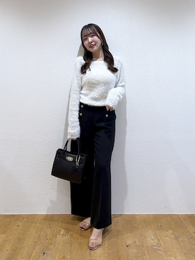 「La boutique BonBon（ラブティックボンボン）の【ふわきらモテニット】ヘアリーラメシャギーニット（ニット/セーター、ホワイト系）」を使った、Sanaさん（レディース・163cm）の秋コーディネート