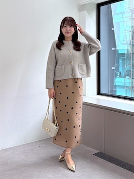 「La boutique BonBon（ラブティックボンボン）の【9/27(日)～ZOZO限定ライトグレー予約開始】ハイクオリティウールメタルボタンジャケットカーディガン（ノーカラージャケット、ベージュ系）」を使った、Sanaさん（レディース・163cm）の秋コーディネート