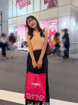 「La boutique BonBon（ラブティックボンボン）の【復刻・新色サックスブルー登場】へアリーフェザー前後２WAYフレンチニット（ニット/セーター、ピンク系）」を使った、Sanaさん（レディース・163cm）の秋コーディネート