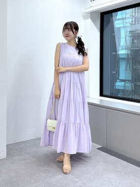 「La boutique BonBon（ラブティックボンボン）の【WEB限定カラーあり・２サイズ展開】ティアードワンピース（ワンピース、パープル系）」を使った、Sanaさん（レディース・163cm）の夏コーディネート