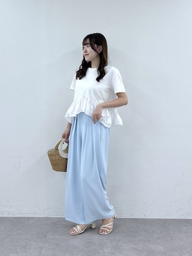 「La boutique BonBon（ラブティックボンボン）の【再予約決定！・KAZUMI監修】ペプラムドッキングカットソー（Tシャツ/カットソー、ホワイト系）」を使った、Sanaさん（レディース・163cm）の夏コーディネート