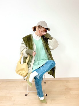 「select MOCA（セレクトモカ）の【GISELe4月号掲載】【GISELe12月号掲載】センタープレスストレートヘムラインカットオフダメージ加工デニム（デニムパンツ）」を使った、eri♡さん（レディース・155cm）の冬コーディネート