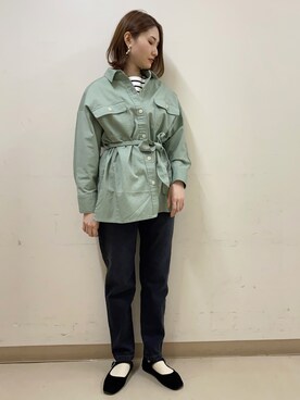 「earth music&ecology（アースミュージックアンドエコロジー）のアイテム（その他アウター）」を使った、mizukiさん（レディース・160cm）の春コーディネート