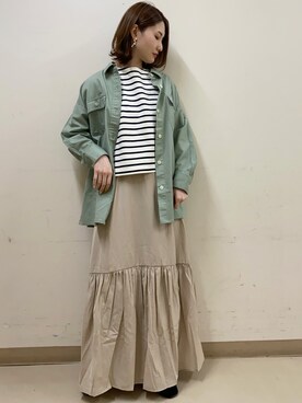 「earth music&ecology（アースミュージックアンドエコロジー）のアイテム（その他アウター）」を使った、mizukiさん（レディース・160cm）の春コーディネート