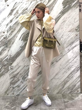 「Whim Gazette（ウィムガゼット）のアイテム（パンツ）」を使った、ヤマサキ サオリさん（レディース・169cm）の冬コーディネート