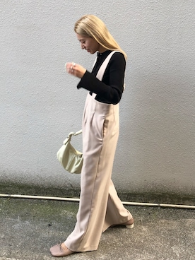 「TOFF&LOADSTONE（トフアンドロードストーン）のアイテム（ハンドバッグ）」を使った、ヤマサキ サオリさん（レディース・169cm）の秋コーディネート