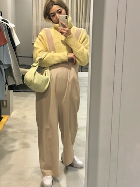 「TOFF&LOADSTONE（トフアンドロードストーン）のアイテム（ハンドバッグ）」を使った、ヤマサキ サオリさん（レディース・169cm）の冬コーディネート