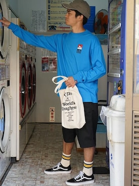 「BEN DAVIS（ベンデイビス）のアイテム（パンツ）」を使った、BENCH AT THE GREENEさん（メンズ・175cm）の夏コーディネート