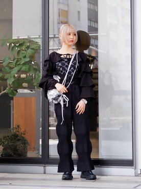 「アイテム（バックパック/リュック、シルバー系）」を使った、Firsthandさん（レディース・156cm）の春コーディネート