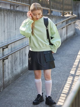 「アイテム（スウェット）」を使った、Firsthandさん（レディース・159cm）の春コーディネート
