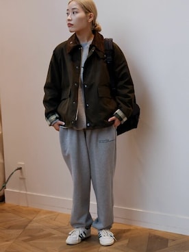 「Firsthand（ファーストハンド）のアイテム（スウェットパンツ）」を使った、Firsthandさん（レディース・159cm）の秋コーディネート