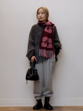 「Firsthand（ファーストハンド）のアイテム（スウェットパンツ）」を使った、Firsthandさん（レディース・159cm）の秋コーディネート
