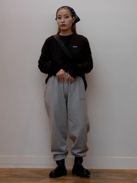 「Firsthand（ファーストハンド）のアイテム（スウェットパンツ）」を使った、Firsthandさん（レディース・159cm）の秋コーディネート