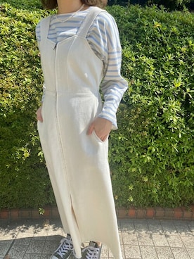 「ブルー x ホワイト」｜「アイテム（ジャンパースカート）」を使った、flowerさん（レディース・155cm）の春コーディネート