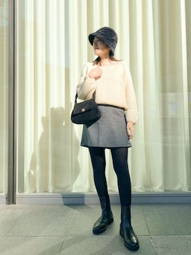 「アイテム（ハット、ブラック系）」を使った、flowerさん（レディース・155cm）の冬コーディネート