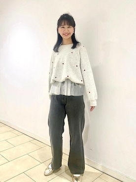 「刺繍」｜「アイテム（キャミソール）」を使った、flowerさん（レディース・156cm）の春コーディネート