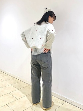 「刺繍」｜「アイテム（キャミソール）」を使った、flowerさん（レディース・156cm）の春コーディネート