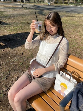 「タートルネック」｜「アイテム（キャミソール）」を使った、flowerさん（レディース・164cm）の春コーディネート