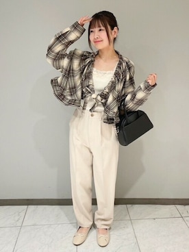 「大人ガーリー」｜「アイテム（ノーカラージャケット）」を使った、flowerさん（レディース・147cm）の秋コーディネート