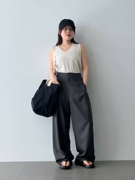 「COBRA CAPS（コブラキャップス）のアイテム」を使った、SALOON STAFFさん（レディース・150cm）の春コーディネート