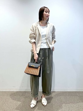 SALOON STAFFさん（レディース・163cm）の春コーディネート