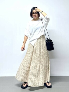 「saloon（サルーン）のアイテム（アクセサリー）」を使った、SALOON STAFFさん（レディース・150cm）の夏コーディネート