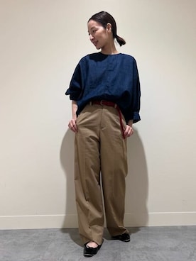 「アイテム（ベルト、レッド系）」を使った、ayaさん（レディース・156cm）の秋コーディネート