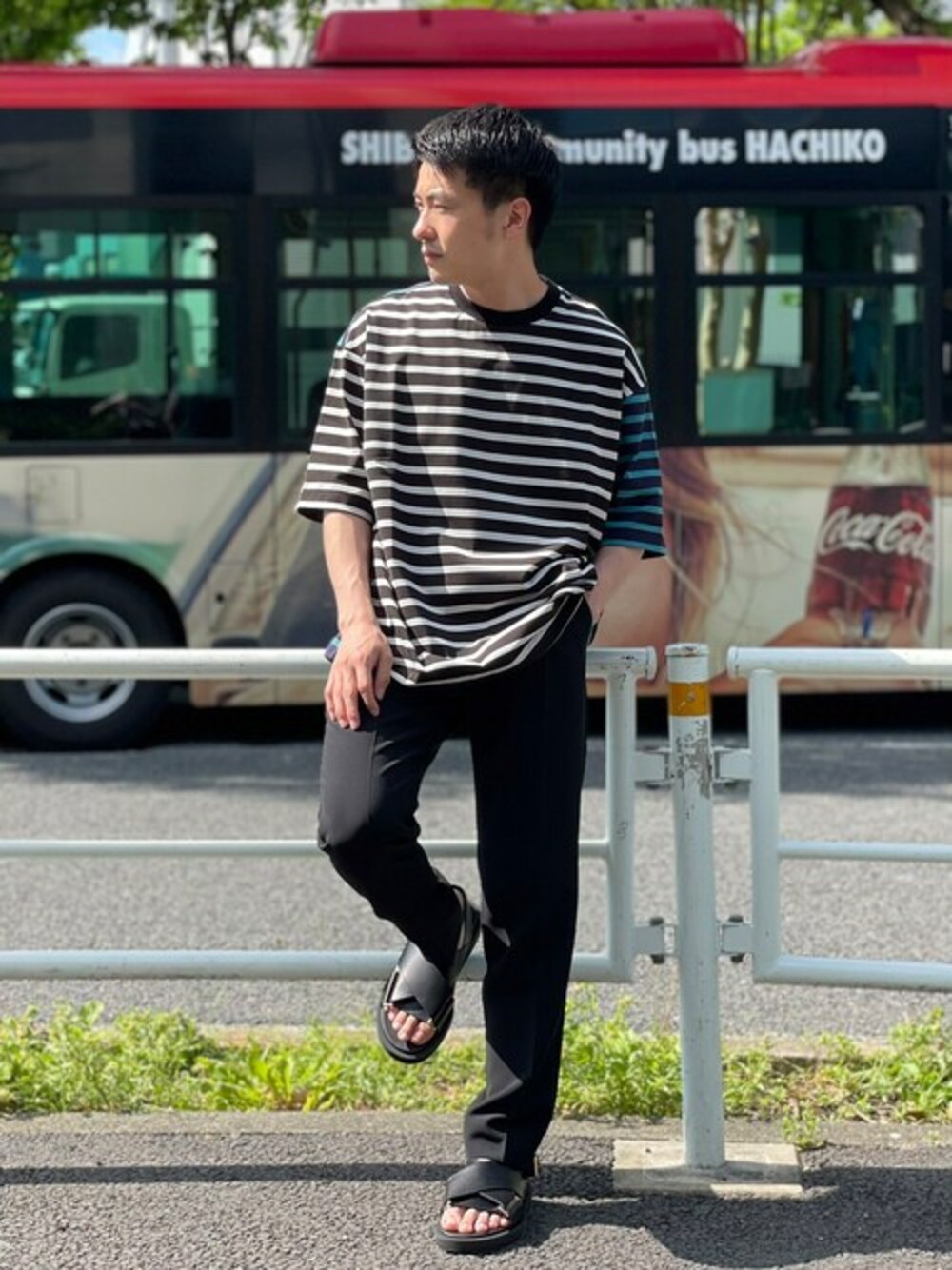 「cityのBORDER TEE（Tシャツ/カットソー、グレー系）」を使った、STUDIOUS MENSさん（メンズ・158cm）の春コーディネートの1枚目の写真