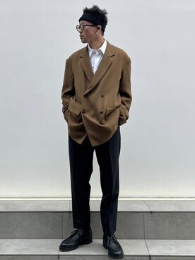 「marka（マーカ）のアイテム（スラックス）」を使った、STUDIOUS MENSさん（メンズ・168cm）の秋コーディネート