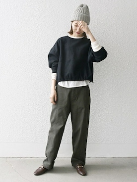 「ワークパンツ」｜「アイテム（ローファー）」を使った、机さん（レディース・166cm）の秋コーディネート