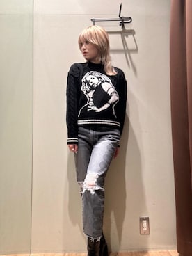 「HYSTERIC GLAMOUR（ヒステリックグラマー）のSNAKE LOOP 8分丈クラッシュデニムパンツ（デニムパンツ）」を使った、NANAMIさん（レディース・160cm）の秋コーディネート