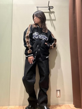 「アイテム（スタジャン）」を使った、NANAMIさん（レディース・160cm）の秋コーディネート