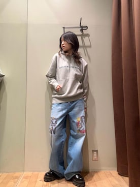 「アイテム（パーカー）」を使った、NANAMIさん（レディース・160cm）の冬コーディネート