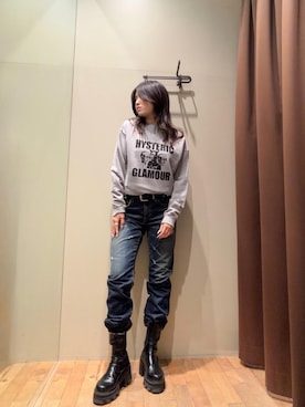 「アイテム（スウェット）」を使った、NANAMIさん（レディース・160cm）の冬コーディネート