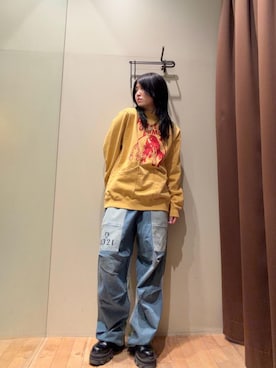 「HYSTERIC GLAMOUR（ヒステリックグラマー）のFIRE WOMAN ボートネックスウェット（スウェット、イエロー系）」を使った、NANAMIさん（レディース・160cm）の春コーディネート
