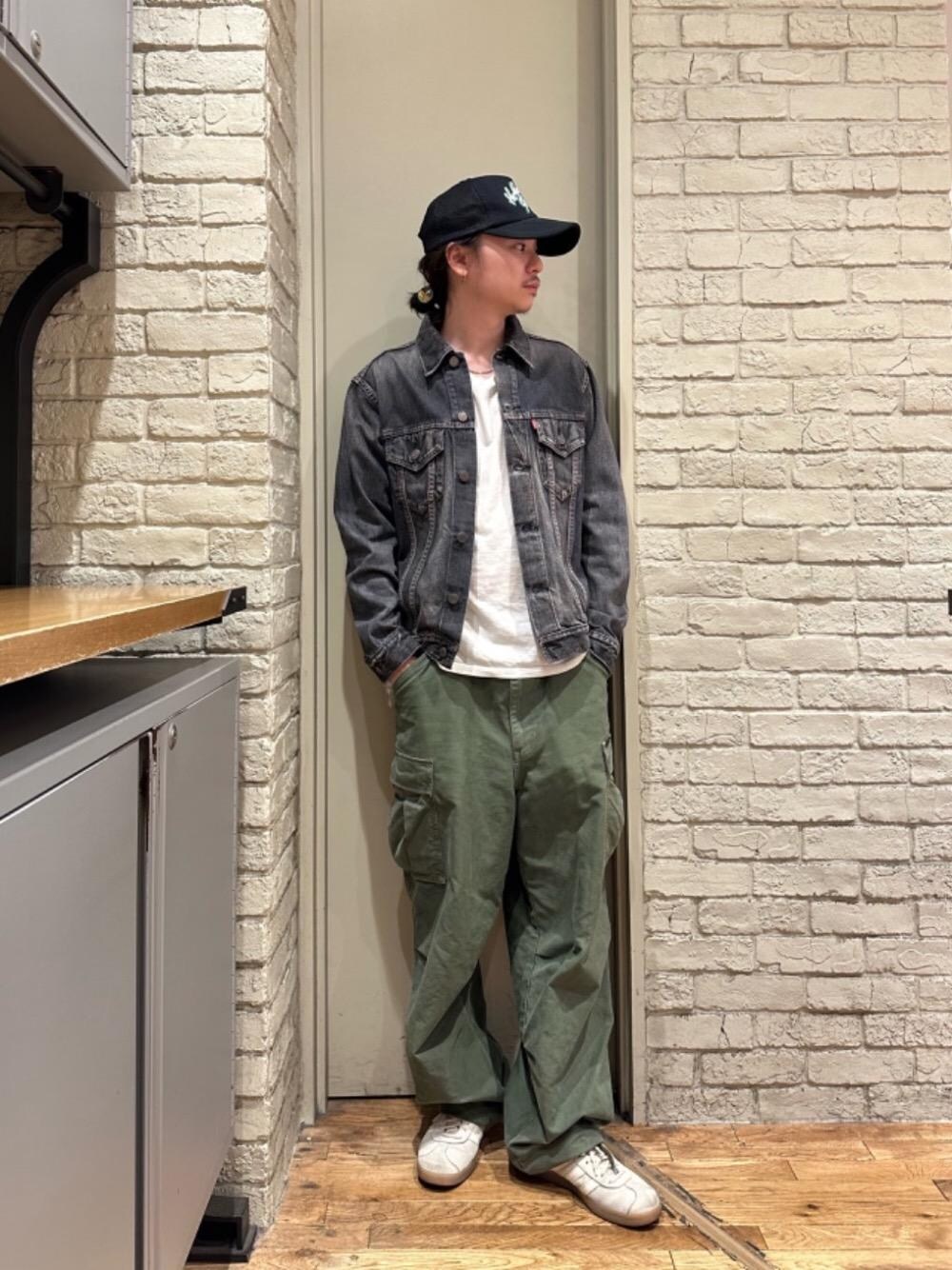 「HYSTERIC GLAMOURのポケ付 SET Tシャツ（Tシャツ/カットソー、ホワイト系）」を使った、Mitsuさん（メンズ・170cm）の夏コーディネートの1枚目の写真