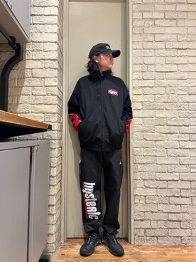 「アイテム（その他アウター、ブラック系）」を使った、Mitsuさん（メンズ・170cm）の秋コーディネート