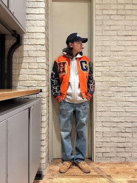 「アイテム（ブルゾン、オレンジ系）」を使った、Mitsuさん（メンズ・170cm）の冬コーディネート