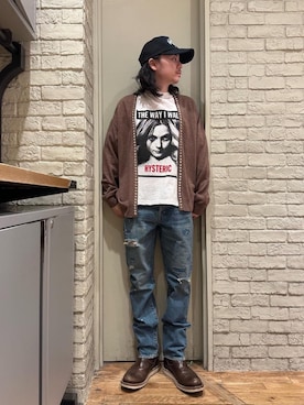 「アイテム（カーディガン/ボレロ、ブラウン系）」を使った、Mitsuさん（メンズ・170cm）の冬コーディネート