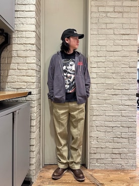 「HYSTERIC GLAMOUR（ヒステリックグラマー）のアイテム（チノパンツ）」を使った、Mitsuさん（メンズ・170cm）の冬コーディネート