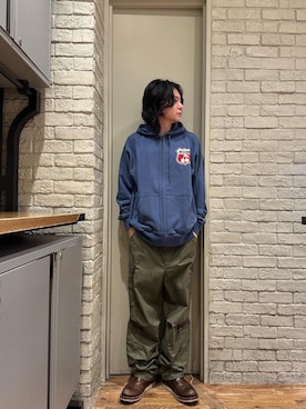 ヒステリックグラマー FIRE BEAR DREAM柄 ショート丈パーカー ヒステリックグラマー FIRE BEAR DREAM柄 ショート丈パーカー