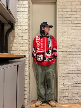 「アイテム（その他アウター、レッド系）」を使った、Mitsuさん（メンズ・170cm）の秋コーディネート