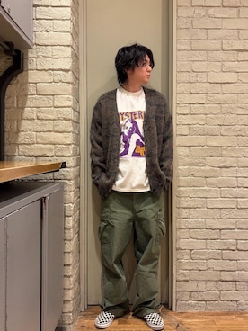 「アイテム（カーゴパンツ、グリーン系）」を使った、Mitsuさん（メンズ・170cm）の冬コーディネート