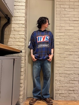 「HYSTERIC GLAMOUR（ヒステリックグラマー）のWAP加工 バギーストレートパンツ（デニムパンツ、ブルー系）」を使った、Mitsuさん（メンズ・170cm）の春コーディネート