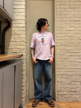 「HYSTERIC GLAMOUR（ヒステリックグラマー）のWAP加工 バギーストレートパンツ（デニムパンツ、ブルー系）」を使った、Mitsuさん（メンズ・170cm）の春コーディネート