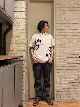 「HYSTERIC GLAMOUR（ヒステリックグラマー）のブーツカットデニムパンツ（デニムパンツ、ブルー系）」を使った、Mitsuさん（メンズ・170cm）の春コーディネート