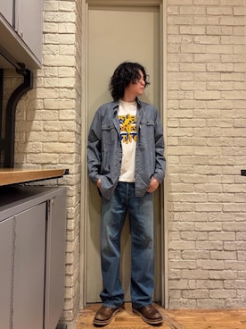 「HYSTERIC GLAMOUR（ヒステリックグラマー）のWAP加工 バギーストレートパンツ（デニムパンツ、ブルー系）」を使った、Mitsuさん（メンズ・170cm）の春コーディネート