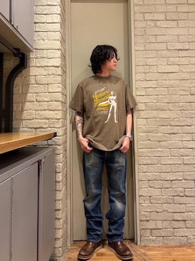 「HYSTERIC GLAMOUR（ヒステリックグラマー）のHRA加工 WW2ストレートデニムパンツ（デニムパンツ、ブルー系）」を使った、Mitsuさん（メンズ・170cm）の春コーディネート