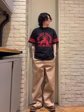 「HYSTERIC GLAMOUR（ヒステリックグラマー）のワイドチノパンツ（その他パンツ、ベージュ系）」を使った、Mitsuさん（メンズ・170cm）の春コーディネート