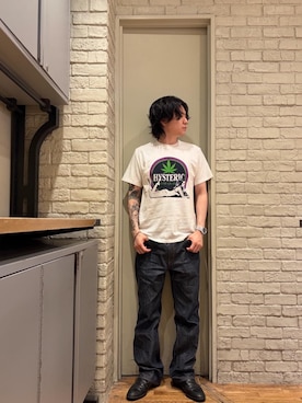 「HYSTERIC GLAMOUR（ヒステリックグラマー）のブーツカットデニムパンツ（デニムパンツ、ブルー系）」を使った、Mitsuさん（メンズ・170cm）の夏コーディネート
